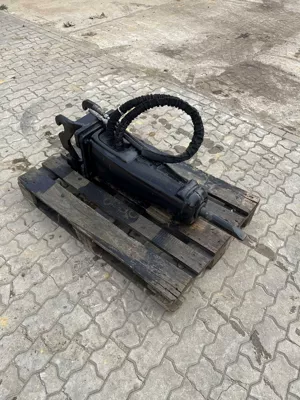 80918