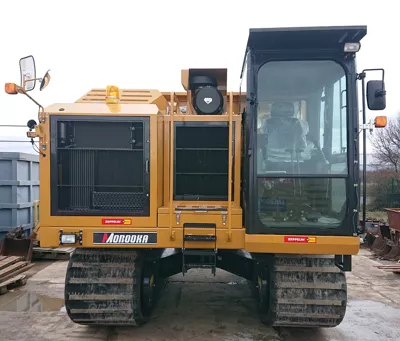 501605
