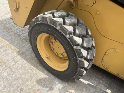 80943