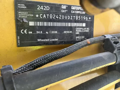 80943