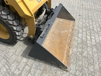 80943