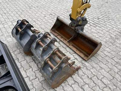 80981