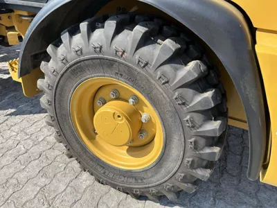 80987