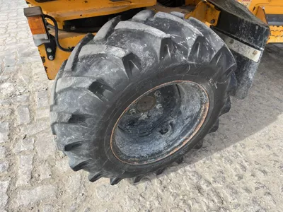 80986